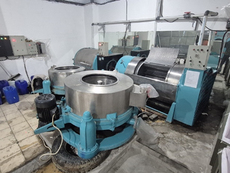 2 Unit Washer @60kg & 2 Unit Extraktor @60kg